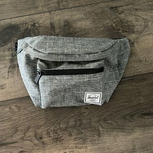 Herschel Supply Company “Seventeen Hip Pack” in Raven Crosshatch